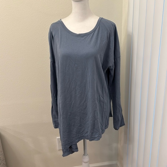 Lululemon To The Point Long Sleeve asymmetrical top - no size tag - Picture 1 of 12